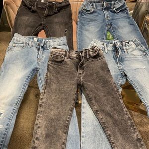 5 pairs of gap jeans size 5 & 6 skinny and regular fit